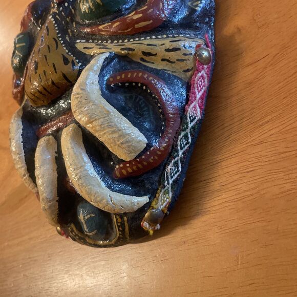 VTG Peruvian Mask Decorative Wall Hanging Mid Century Hand Painted Latin America - Picture 3 of 10